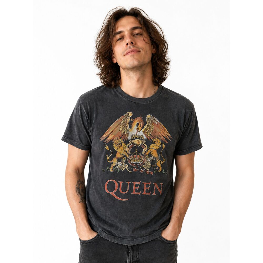 Queen Band Graphic Tee Medium Black